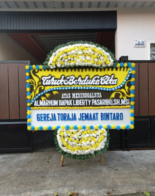 Papan Bunga Duka di Pajagan