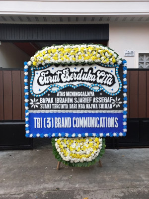 Papan Bunga Duka di Pajagan